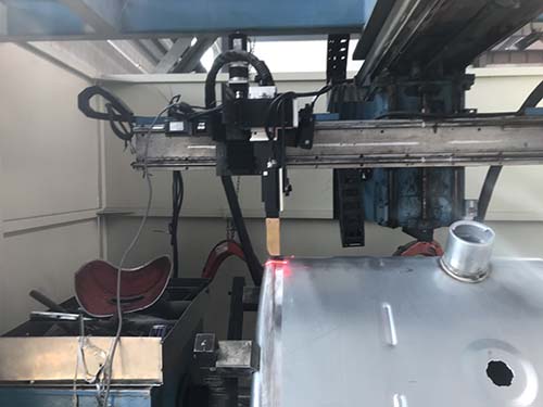 ky体育焊缝跟踪汽车油箱行业的应用