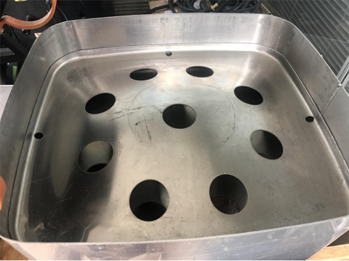 ky体育焊缝跟踪在铝合金油箱行业介绍