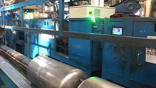 ky体育焊缝跟踪器在家电行业热水器板材焊接应用