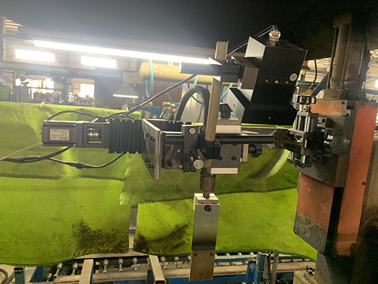 ky体育-激光焊缝跟踪器在热水器内胆行业的应用