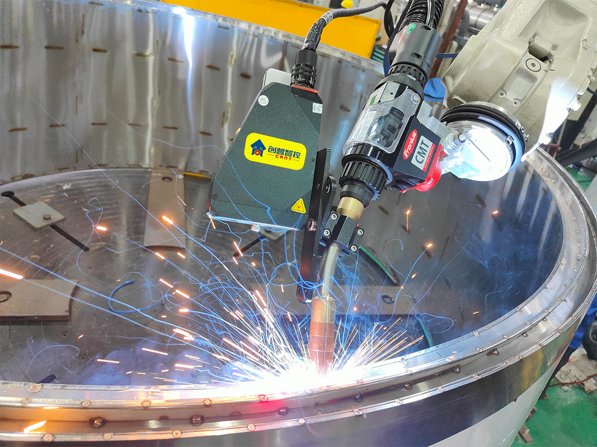 精准对接：焊接机器人视觉定位系统如何革新制造工艺